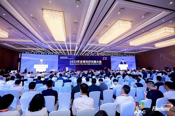面向生命健康，綠色節(jié)能的新一代光纖涂料 ——飛凱材料發(fā)布第三代光纖涂料R系列產(chǎn)品